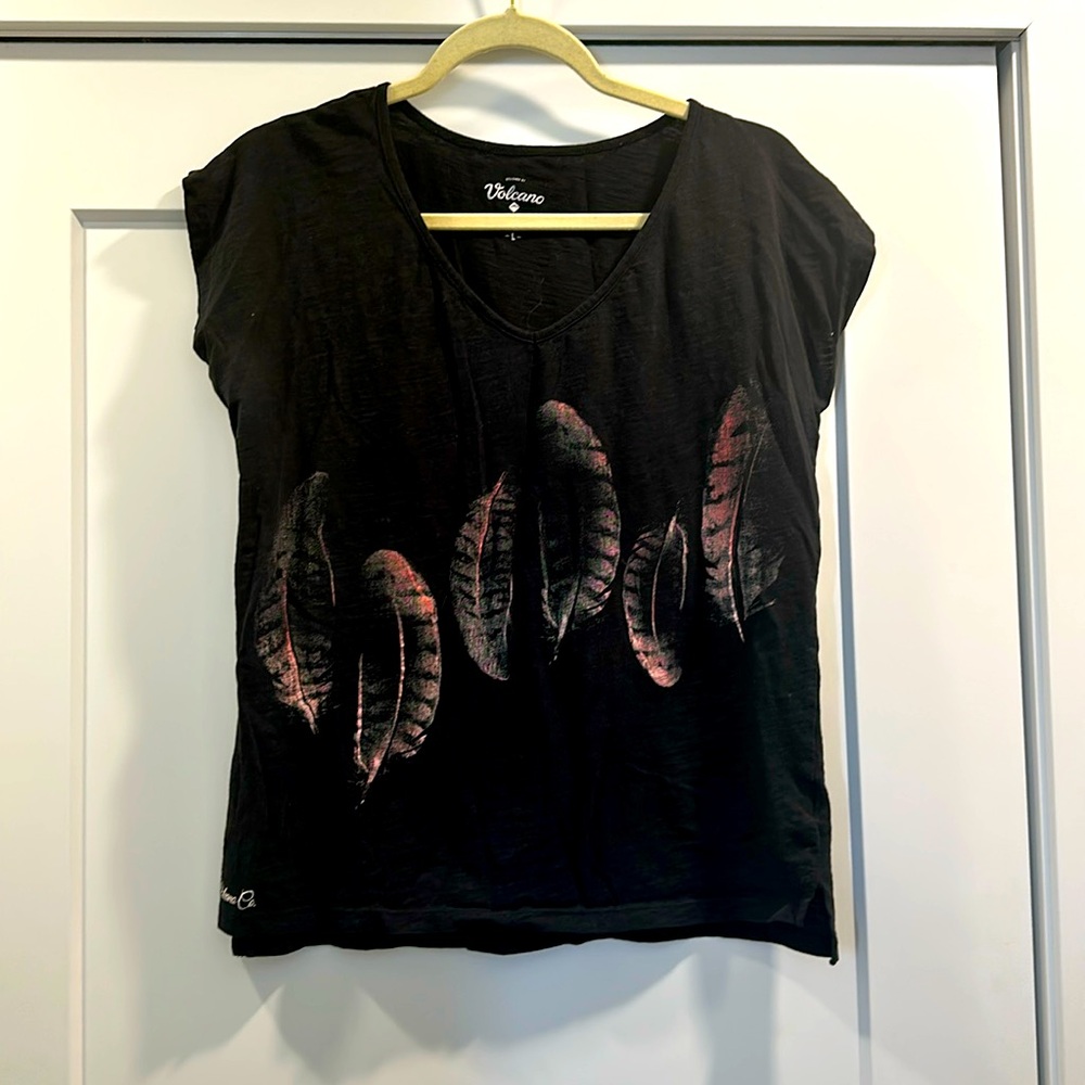 Volcano Leaf Tshirt